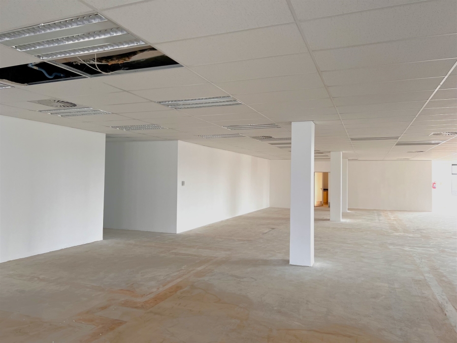 To Let Commercial Property for Rent in Umhlanga Ridge KwaZulu-Natal