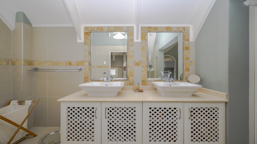 4 Bedroom Property for Sale in Prince