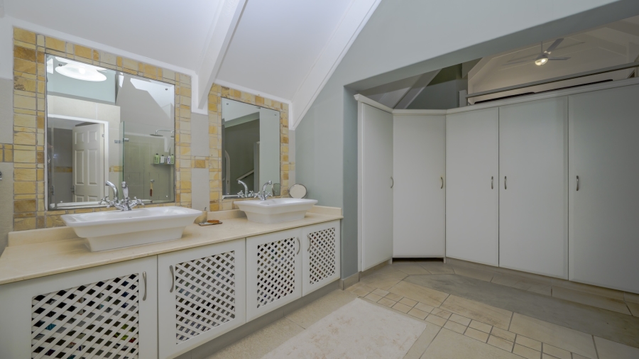 4 Bedroom Property for Sale in Prince