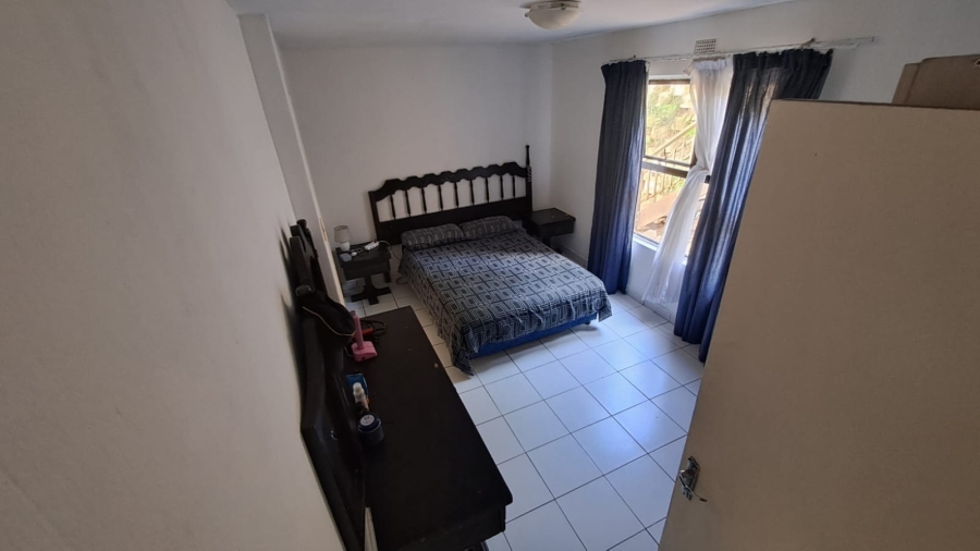 1 Bedroom Property for Sale in Ocean View KwaZulu-Natal