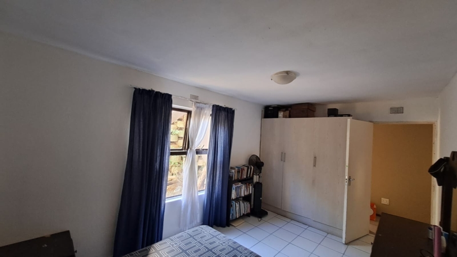 1 Bedroom Property for Sale in Ocean View KwaZulu-Natal