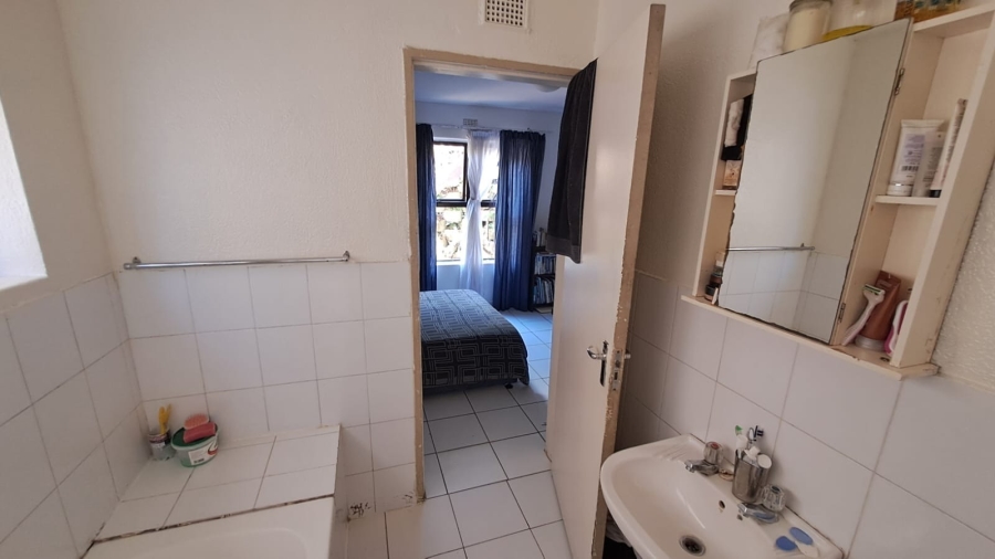 1 Bedroom Property for Sale in Ocean View KwaZulu-Natal