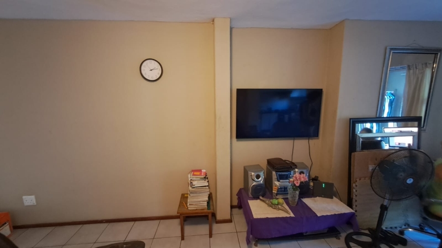 1 Bedroom Property for Sale in Ocean View KwaZulu-Natal