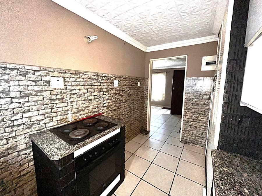 To Let 3 Bedroom Property for Rent in Austerville KwaZulu-Natal