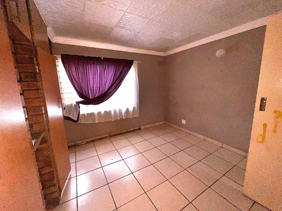 To Let 3 Bedroom Property for Rent in Austerville KwaZulu-Natal