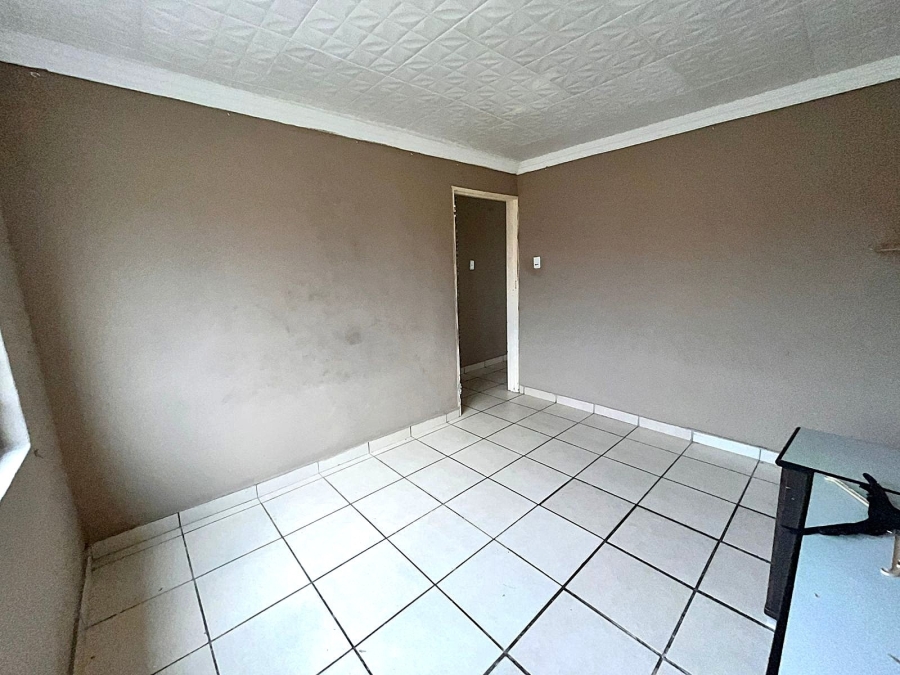 To Let 3 Bedroom Property for Rent in Austerville KwaZulu-Natal