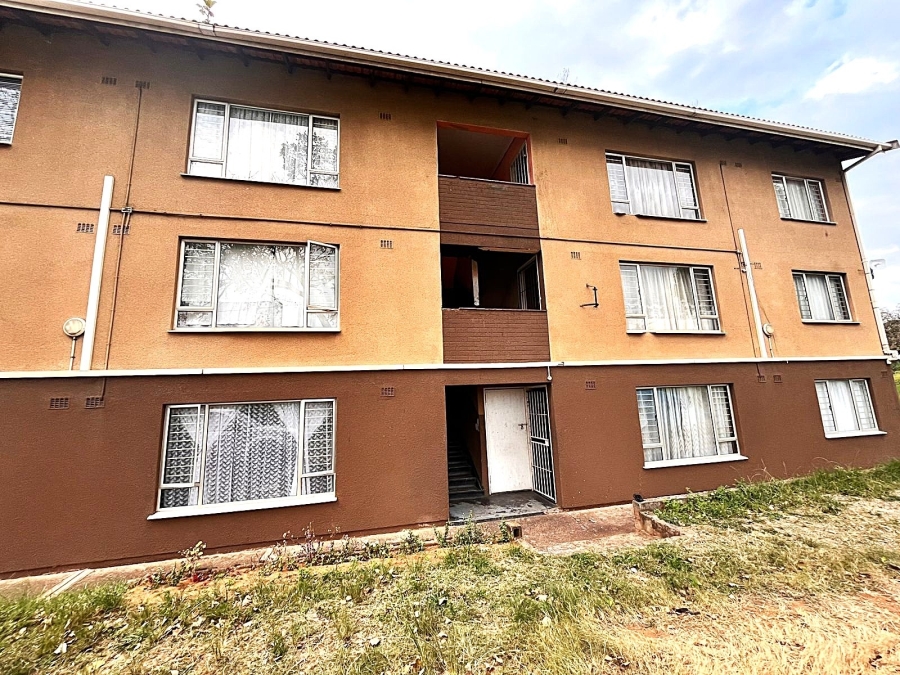 To Let 3 Bedroom Property for Rent in Austerville KwaZulu-Natal