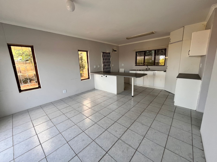 To Let 2 Bedroom Property for Rent in Bluff KwaZulu-Natal