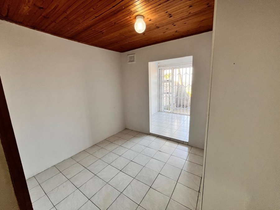 To Let 2 Bedroom Property for Rent in Bluff KwaZulu-Natal