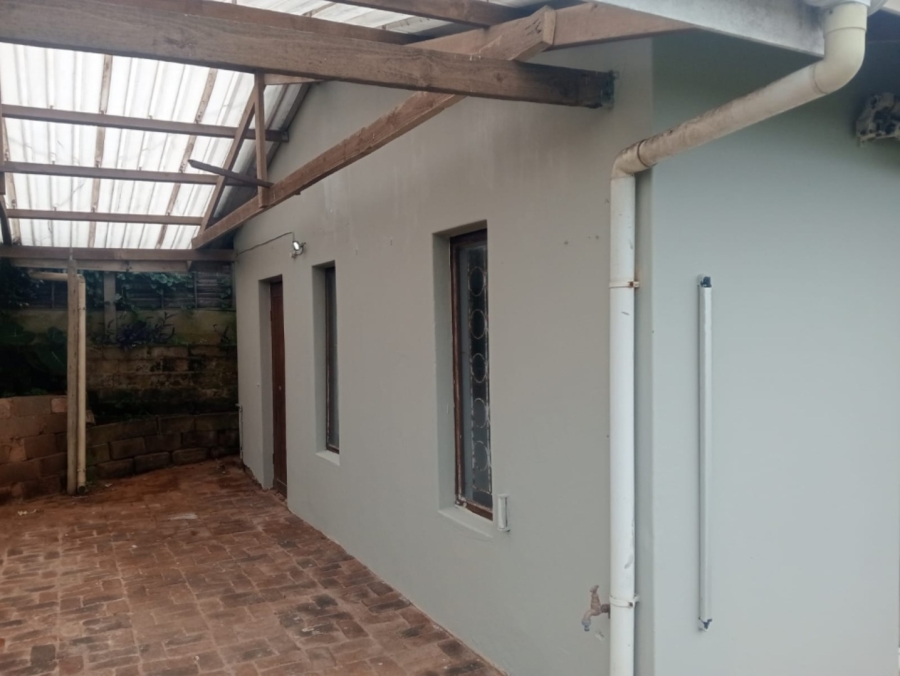 To Let 2 Bedroom Property for Rent in Bluff KwaZulu-Natal