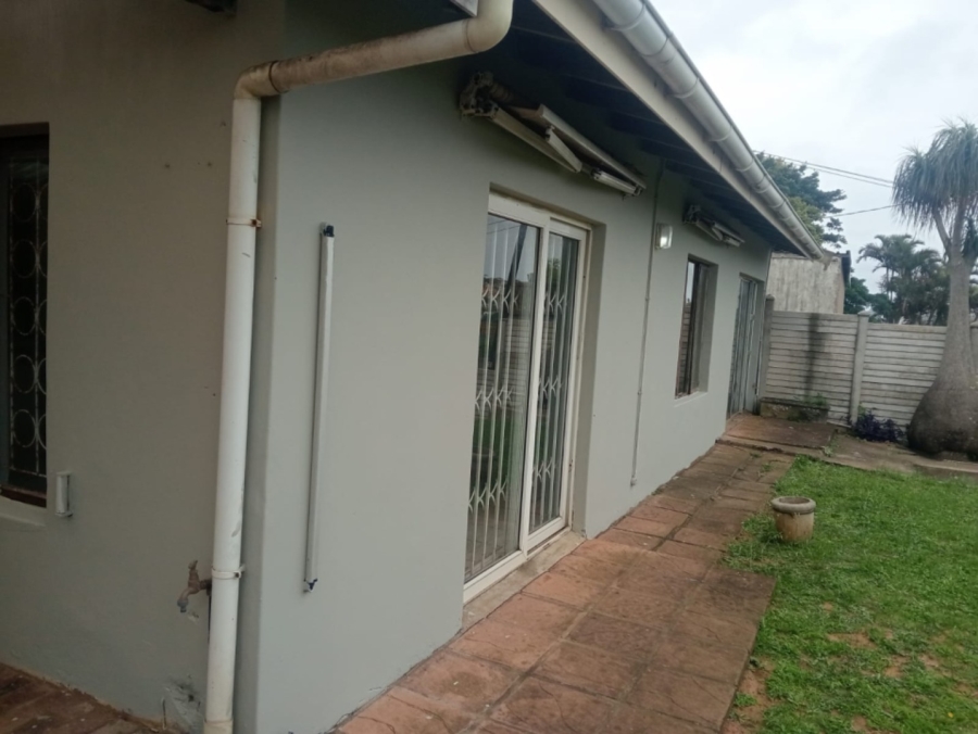 To Let 2 Bedroom Property for Rent in Bluff KwaZulu-Natal