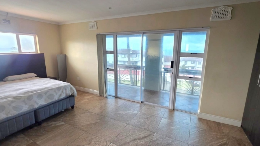 6 Bedroom Property for Sale in Brighton Beach KwaZulu-Natal