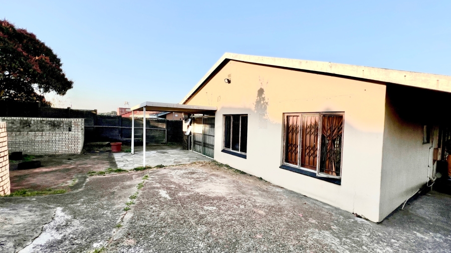 5 Bedroom Property for Sale in Bluff KwaZulu-Natal