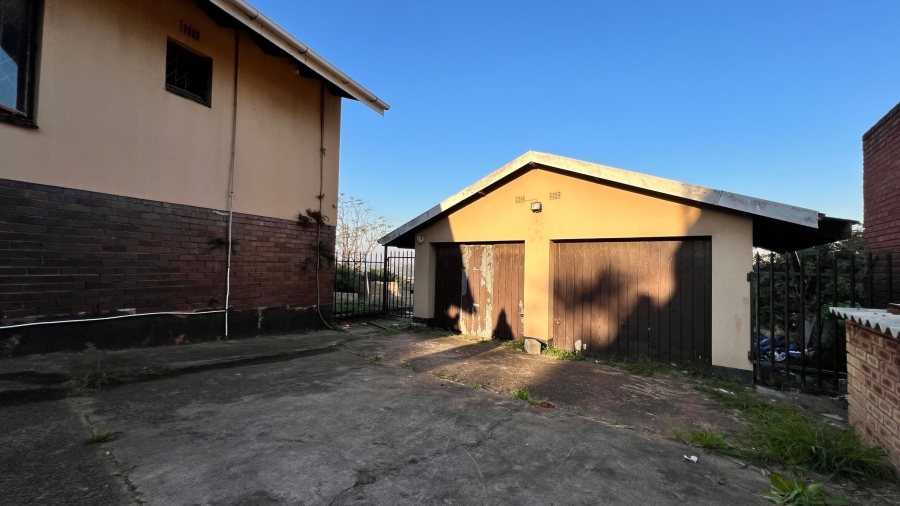 5 Bedroom Property for Sale in Bluff KwaZulu-Natal