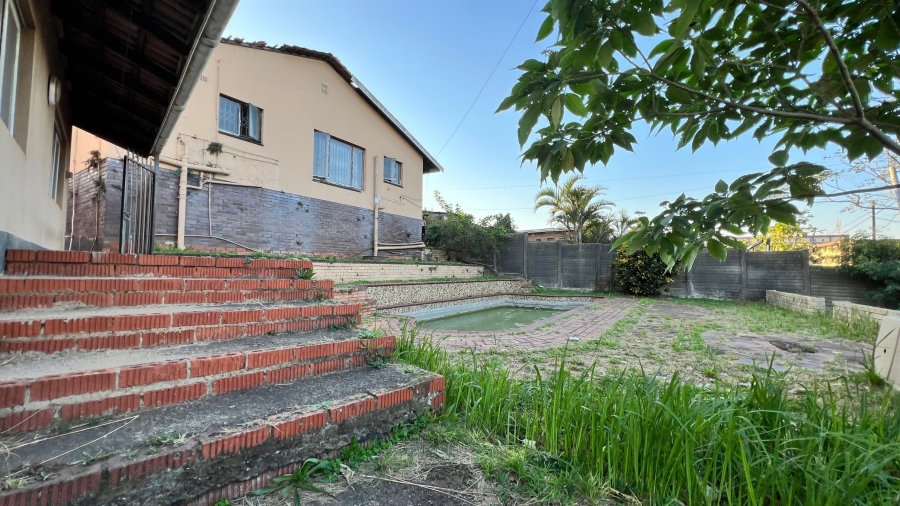5 Bedroom Property for Sale in Bluff KwaZulu-Natal