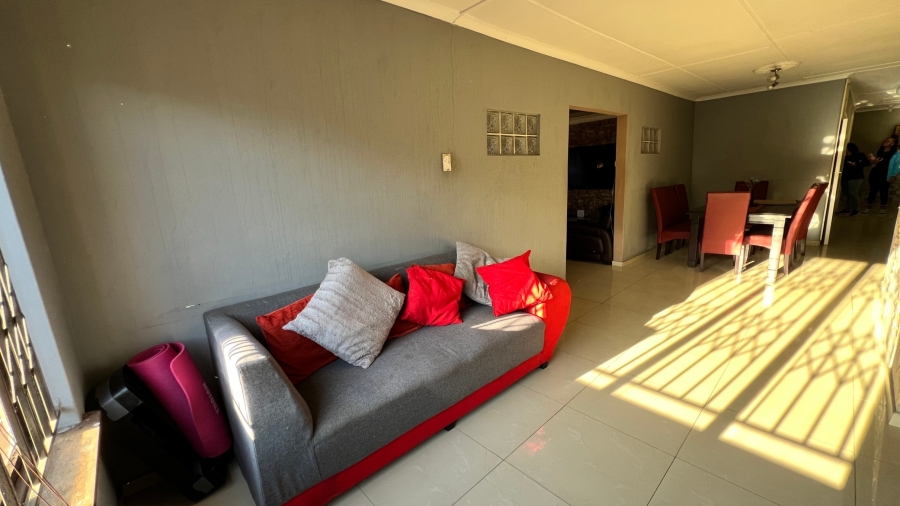 5 Bedroom Property for Sale in Bluff KwaZulu-Natal