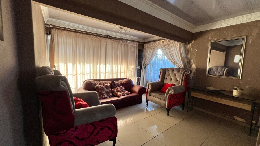 5 Bedroom Property for Sale in Bluff KwaZulu-Natal