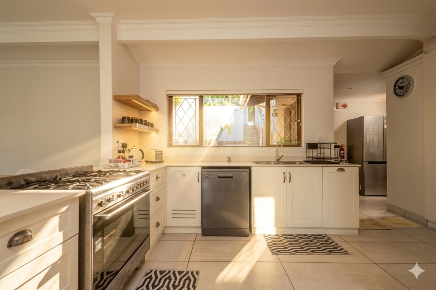 To Let 8 Bedroom Property for Rent in La Lucia KwaZulu-Natal