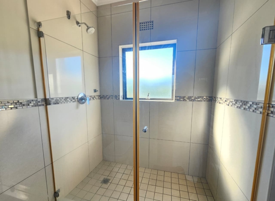 2 Bedroom Property for Sale in New Town Centre KwaZulu-Natal