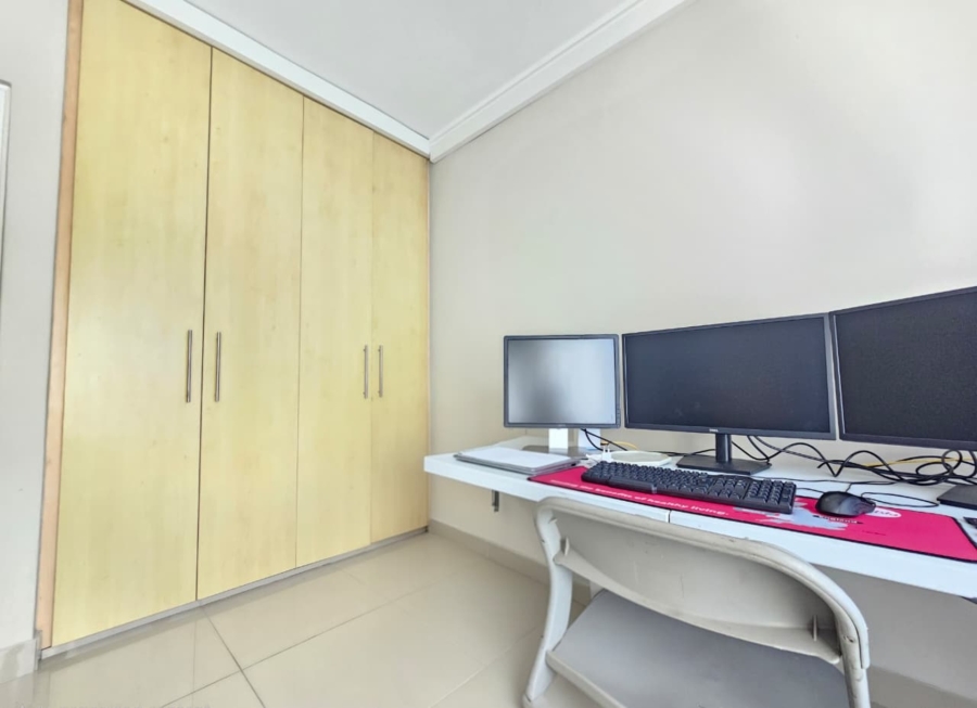 2 Bedroom Property for Sale in New Town Centre KwaZulu-Natal