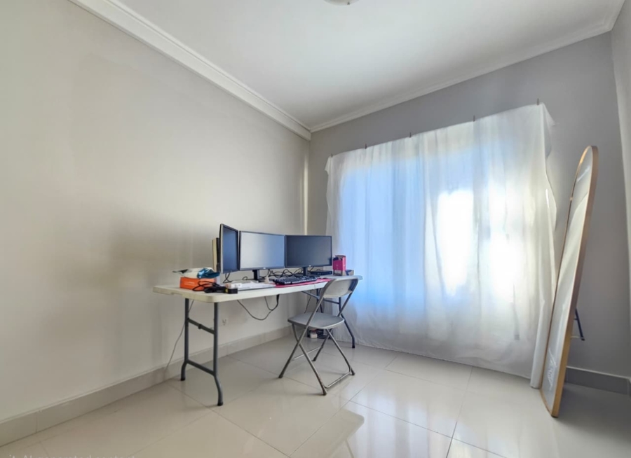 2 Bedroom Property for Sale in New Town Centre KwaZulu-Natal