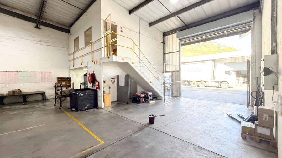 To Let Commercial Property for Rent in Red Hill KwaZulu-Natal