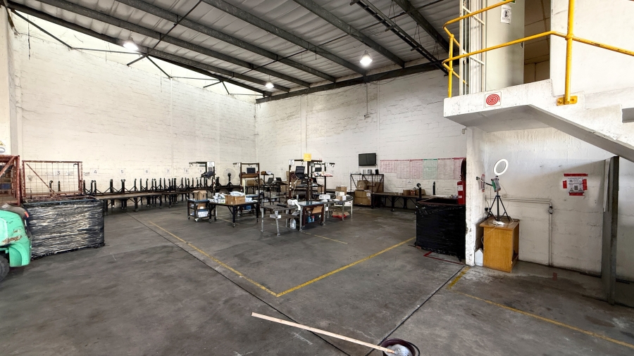 To Let Commercial Property for Rent in Red Hill KwaZulu-Natal