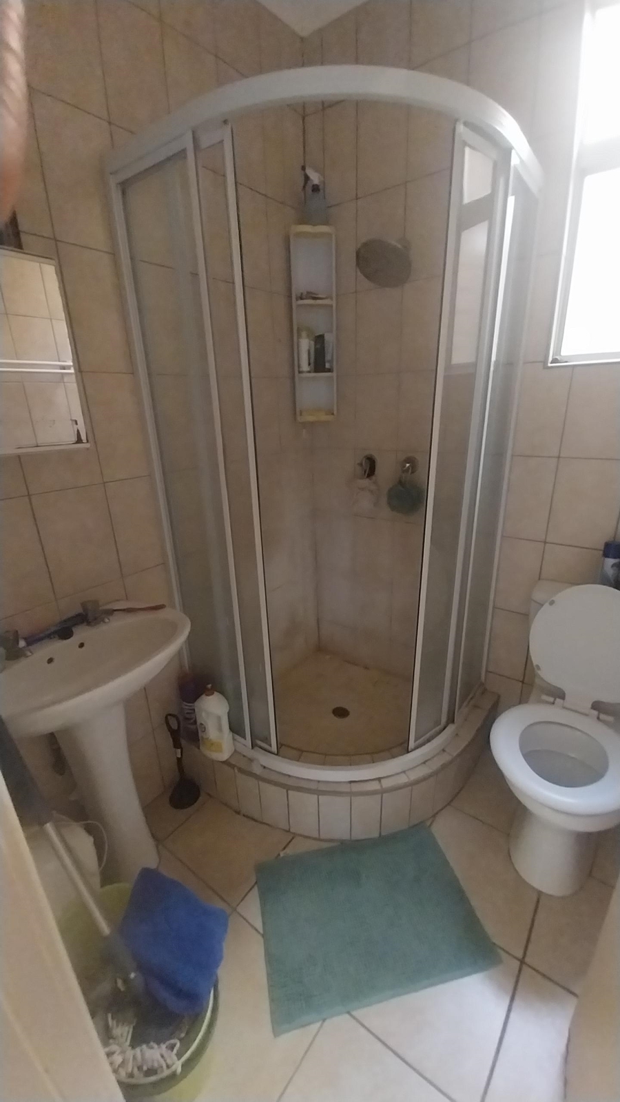 2 Bedroom Property for Sale in Uvongo KwaZulu-Natal