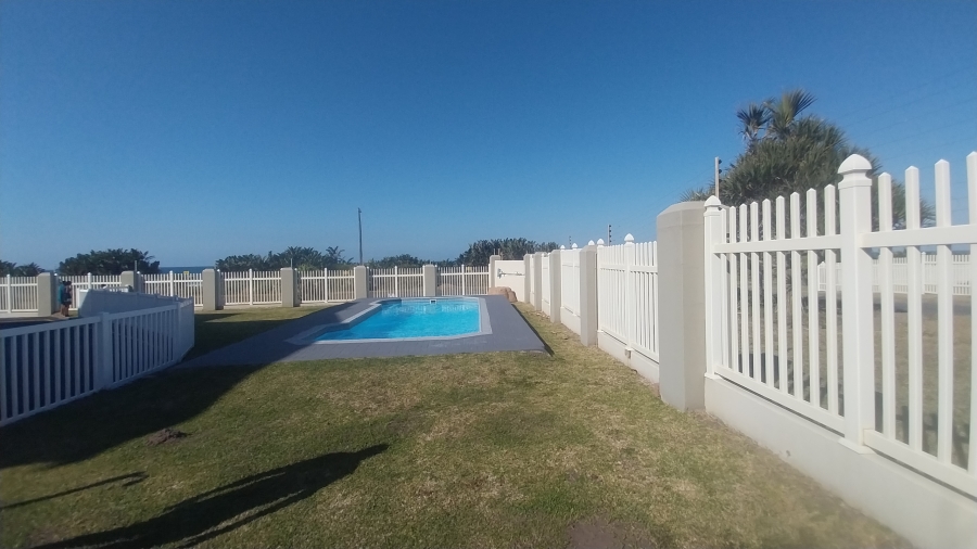 2 Bedroom Property for Sale in Uvongo KwaZulu-Natal