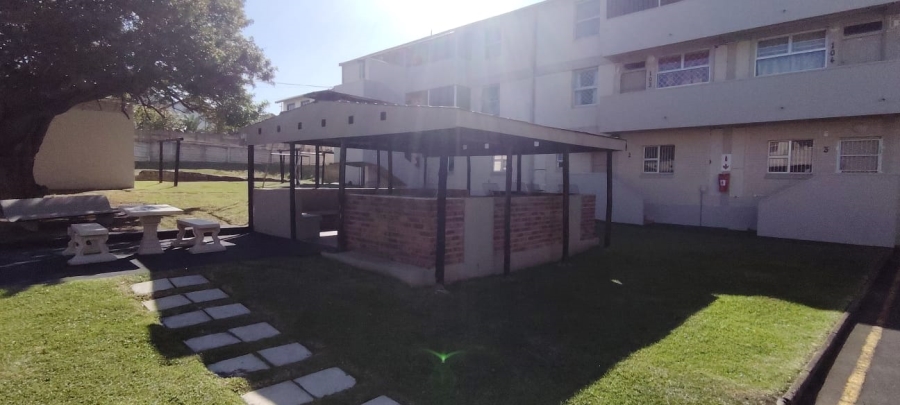 2 Bedroom Property for Sale in Uvongo KwaZulu-Natal