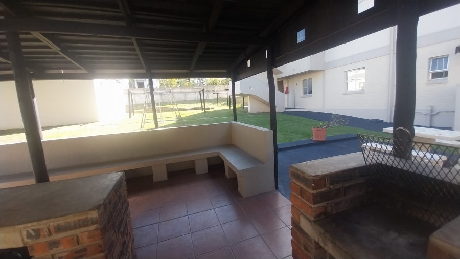 2 Bedroom Property for Sale in Uvongo KwaZulu-Natal