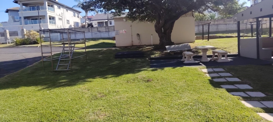 2 Bedroom Property for Sale in Uvongo KwaZulu-Natal