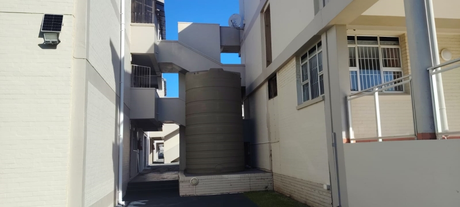 2 Bedroom Property for Sale in Uvongo KwaZulu-Natal