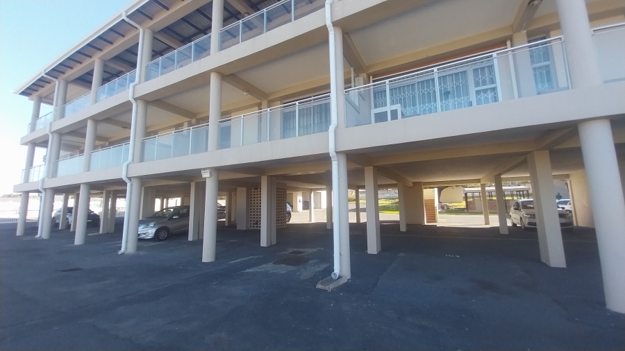 2 Bedroom Property for Sale in Uvongo KwaZulu-Natal