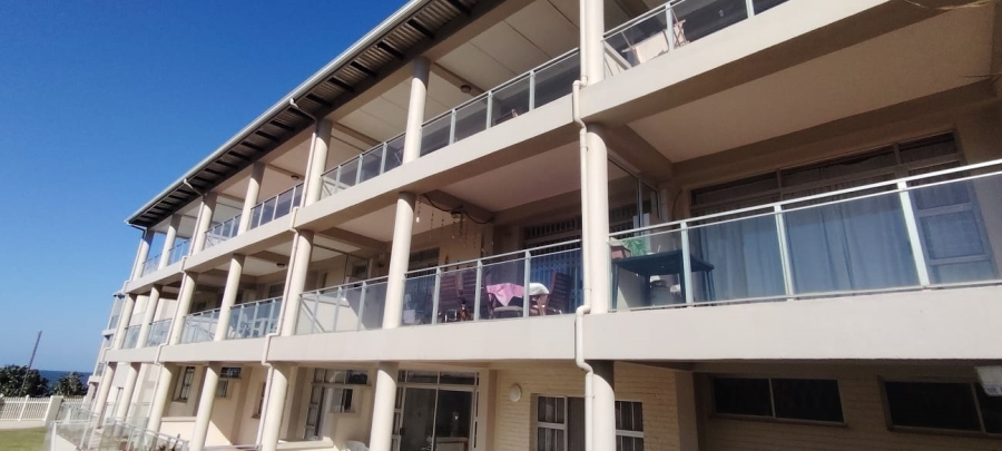 2 Bedroom Property for Sale in Uvongo KwaZulu-Natal