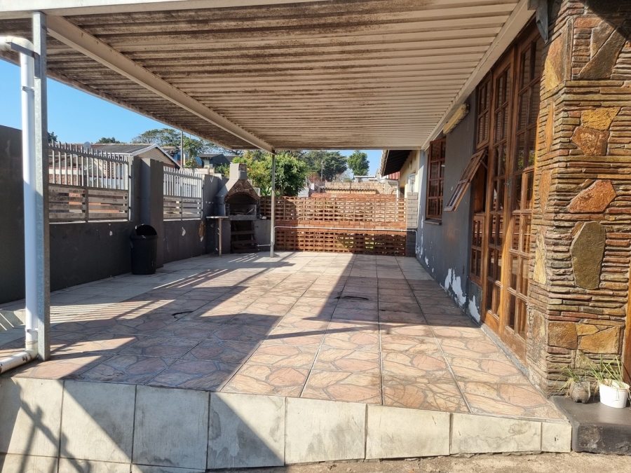 3 Bedroom Property for Sale in Wentworth KwaZulu-Natal