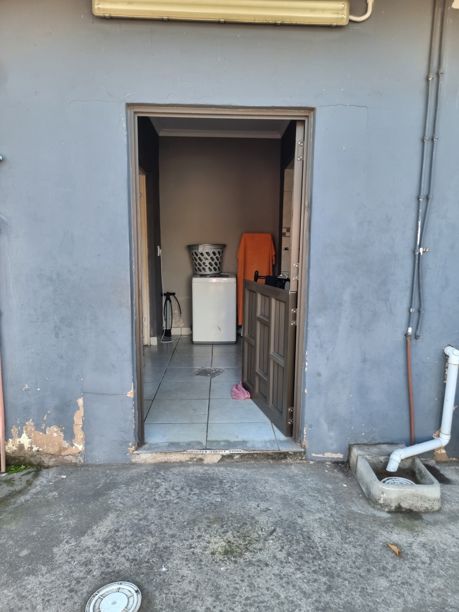 3 Bedroom Property for Sale in Wentworth KwaZulu-Natal