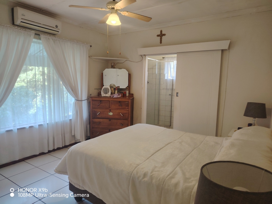 3 Bedroom Property for Sale in Queensburgh KwaZulu-Natal