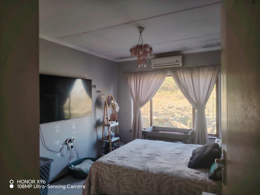 3 Bedroom Property for Sale in Queensburgh KwaZulu-Natal