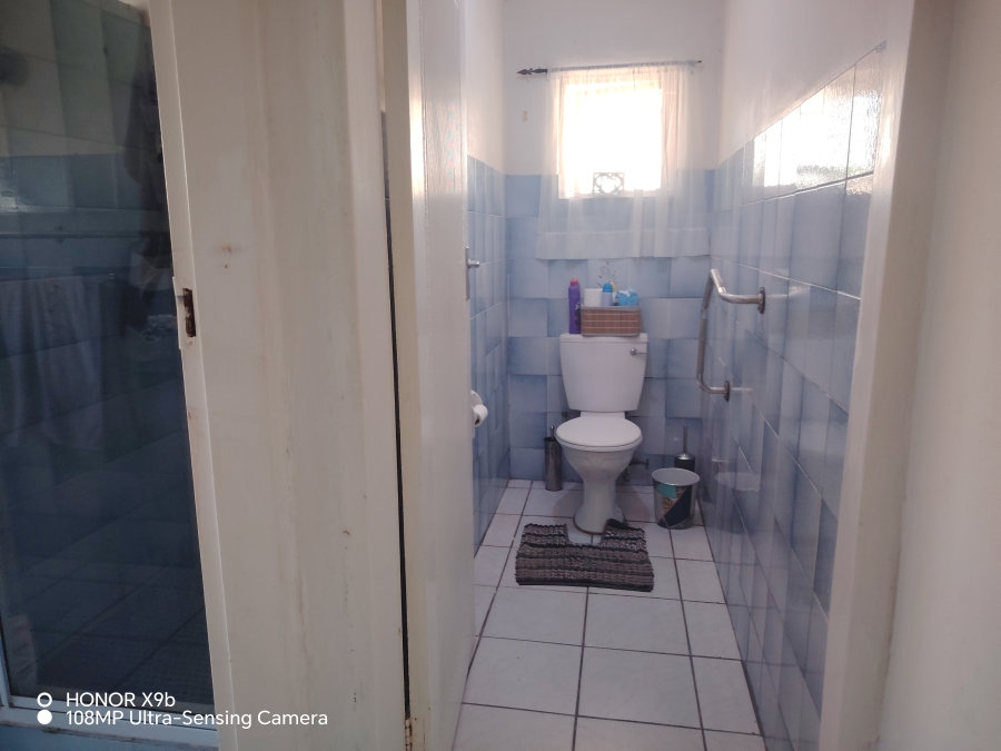 3 Bedroom Property for Sale in Queensburgh KwaZulu-Natal