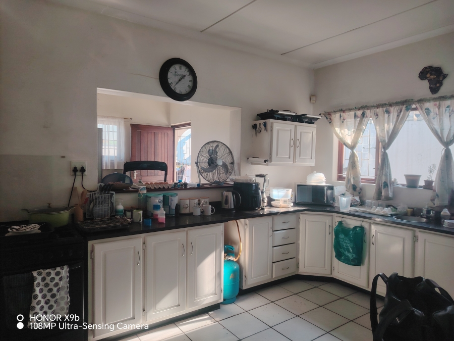 3 Bedroom Property for Sale in Queensburgh KwaZulu-Natal