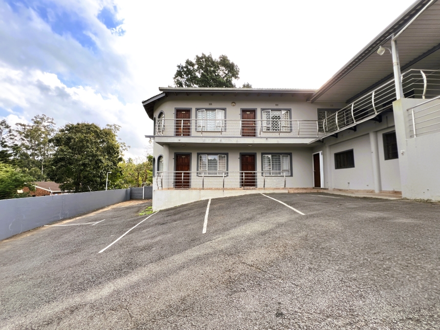 10 Bedroom Property for Sale in Fairview KwaZulu-Natal