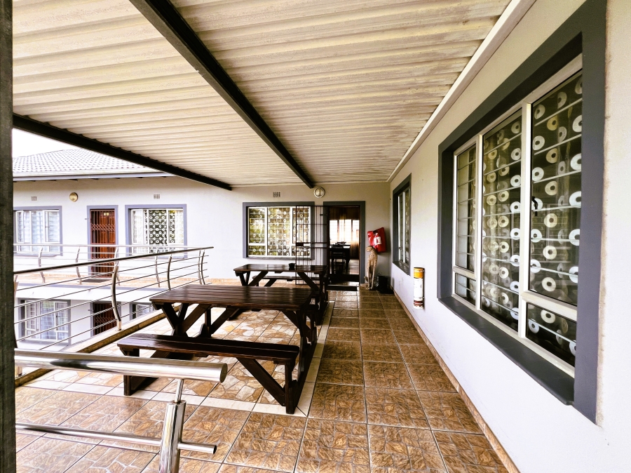 10 Bedroom Property for Sale in Fairview KwaZulu-Natal