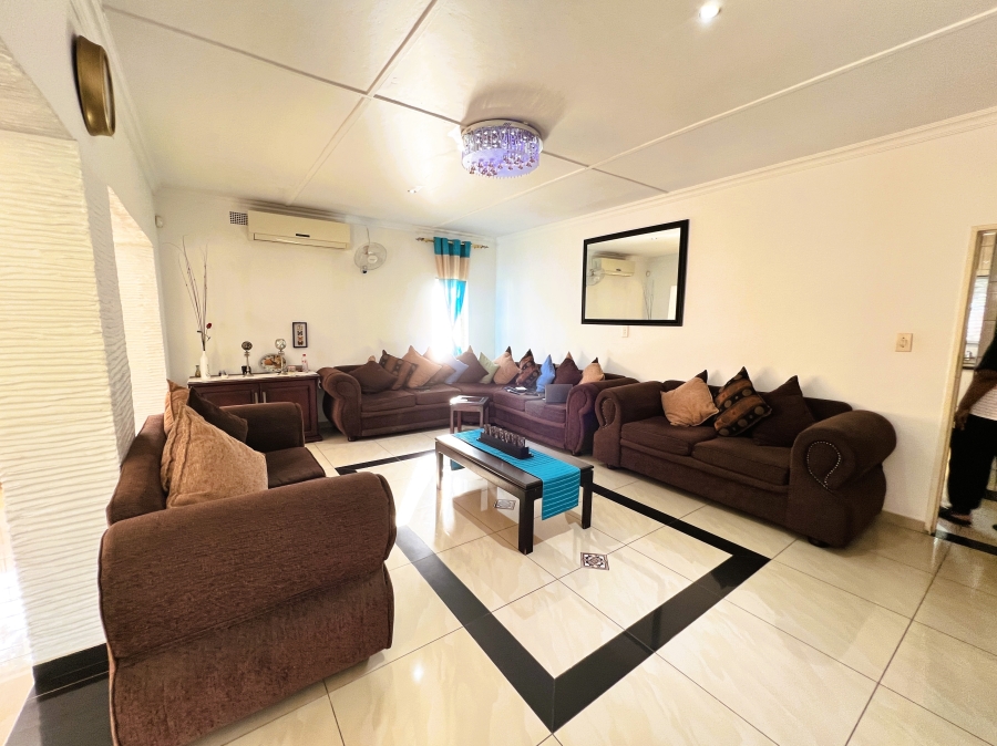 10 Bedroom Property for Sale in Fairview KwaZulu-Natal