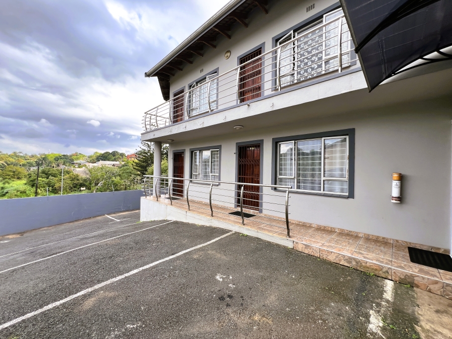 10 Bedroom Property for Sale in Fairview KwaZulu-Natal