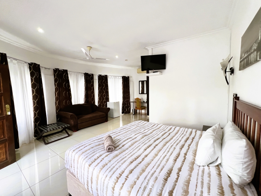 10 Bedroom Property for Sale in Fairview KwaZulu-Natal