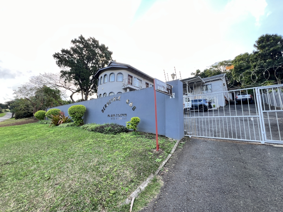10 Bedroom Property for Sale in Fairview KwaZulu-Natal