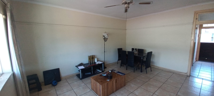 1 Bedroom Property for Sale in Umbilo KwaZulu-Natal