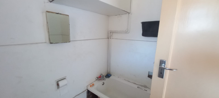 1 Bedroom Property for Sale in Umbilo KwaZulu-Natal