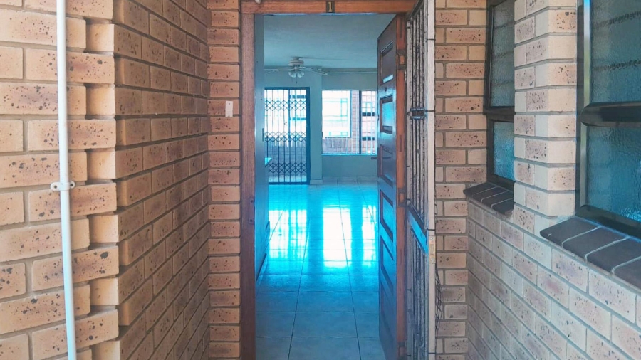 3 Bedroom Property for Sale in Amanzimtoti KwaZulu-Natal